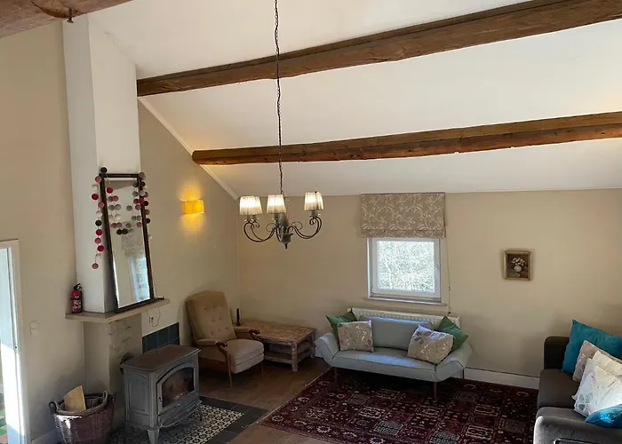 La Bruyere Du Coq Stables * Sart-Dames-Avelines